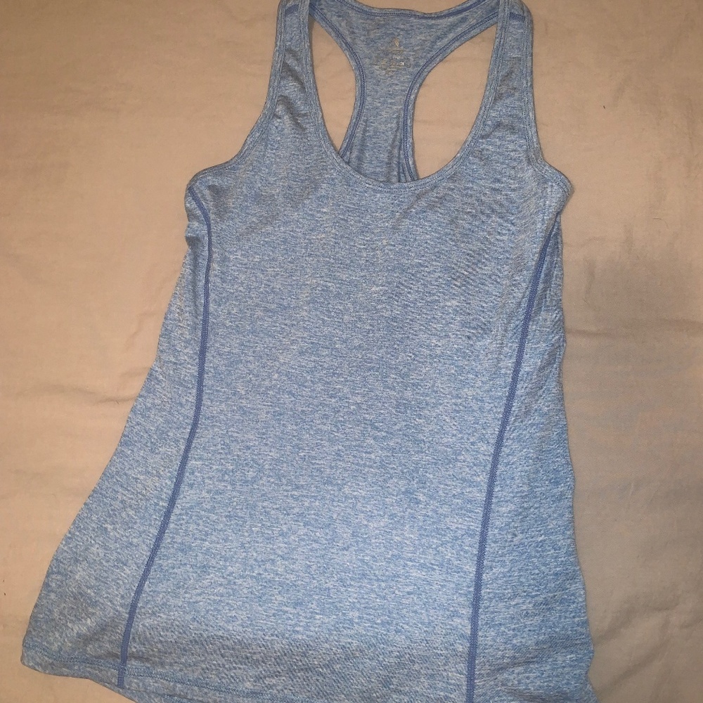 Athletic tank top
